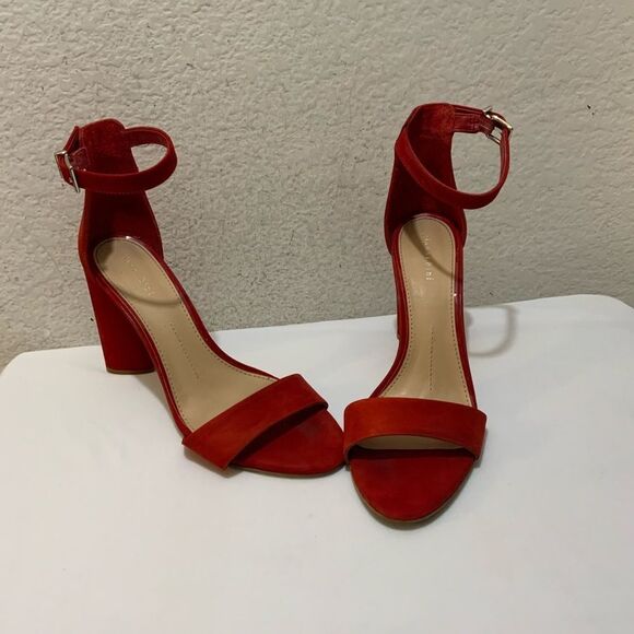 Gianni Bini Red Suede Ankle Strap Heel Sandals Size 10 - Picture 9 of 9